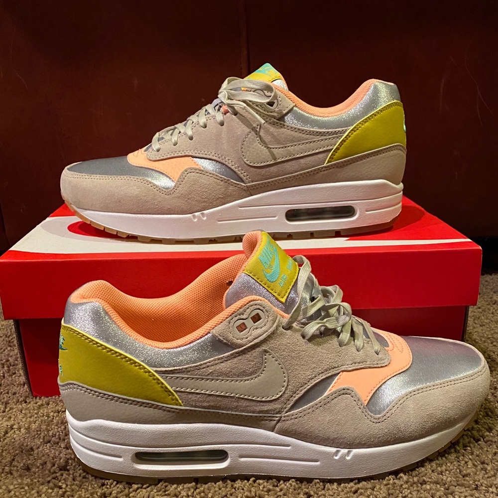 Nike Womens Air Max 1 Prm